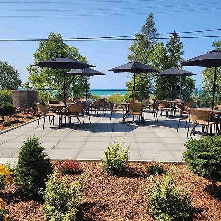 The Sands Hotel Sauble Beach Bagian luar foto