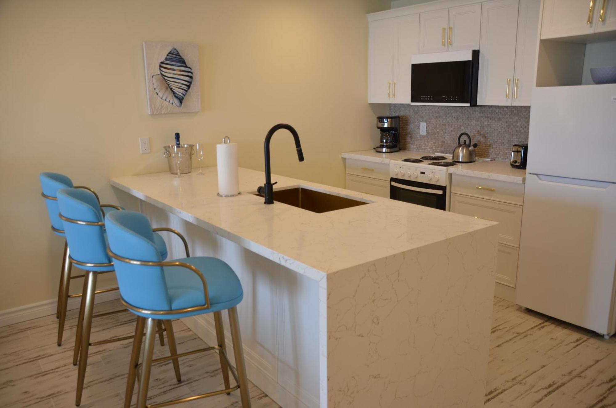 The Sands Hotel Sauble Beach Bagian luar foto