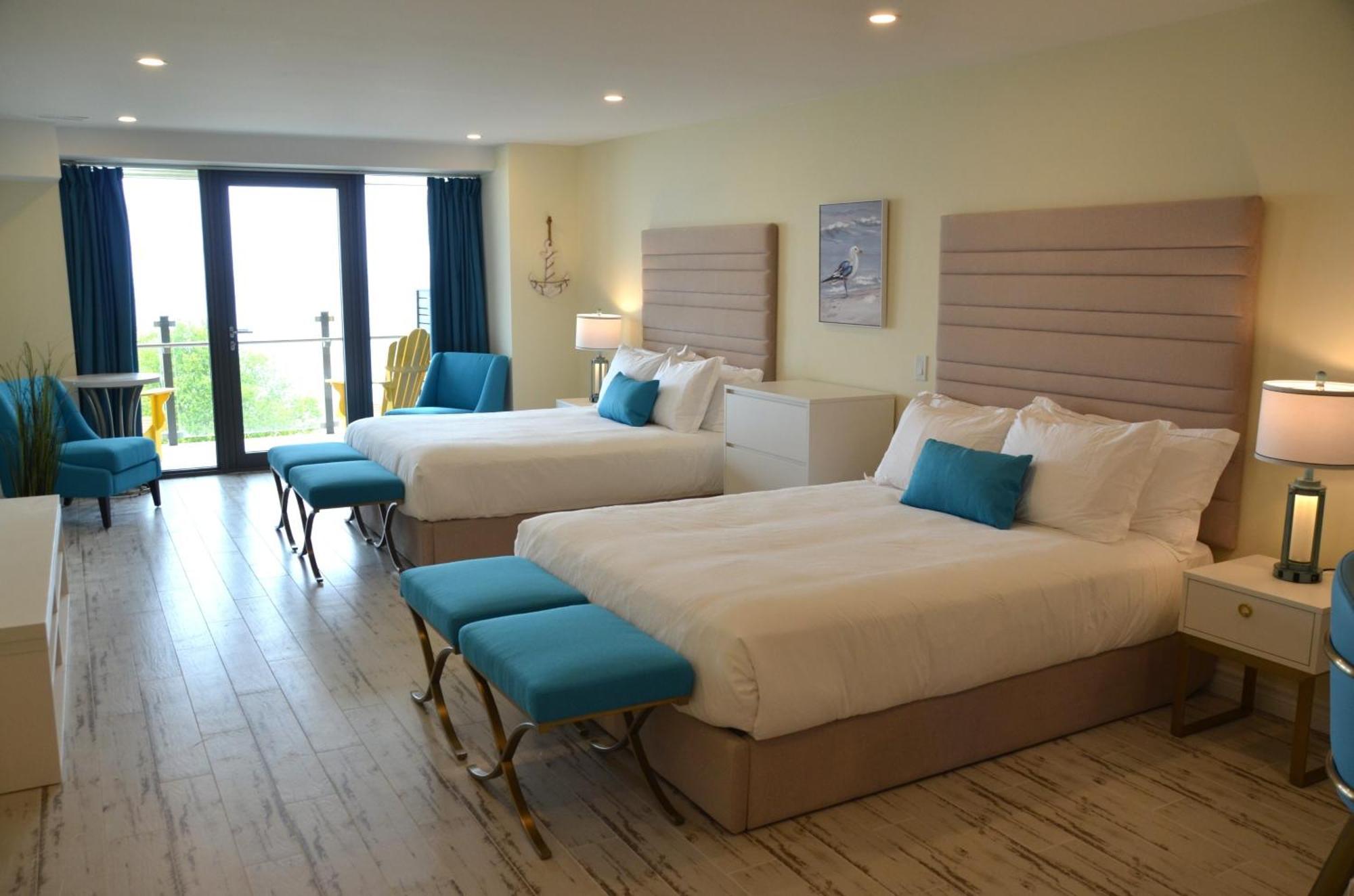 The Sands Hotel Sauble Beach Bagian luar foto